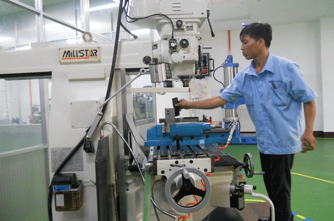 TPHCM: Đóng góp kinh tế nhà nước giảm dần