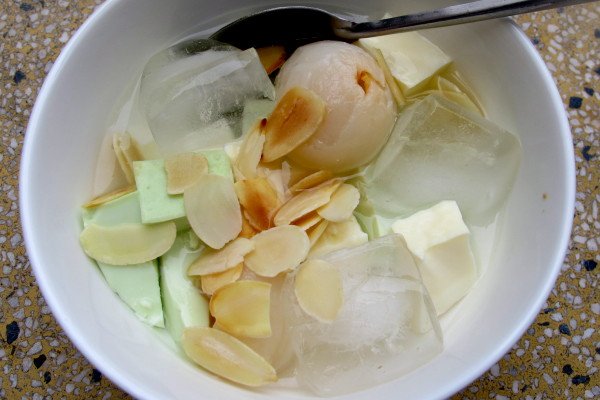 Chè khúc bạch Chè khúc bạch