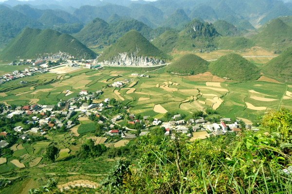 Núi Đôi ở Quản Bạ - Hà Giang