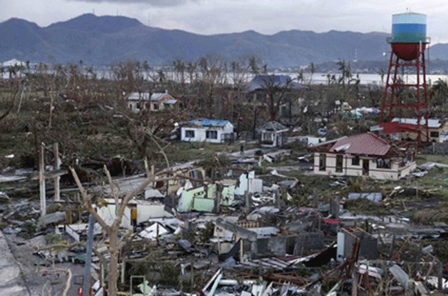 Philippines tan hoang sau khi siêu bão Haiyan đi qua