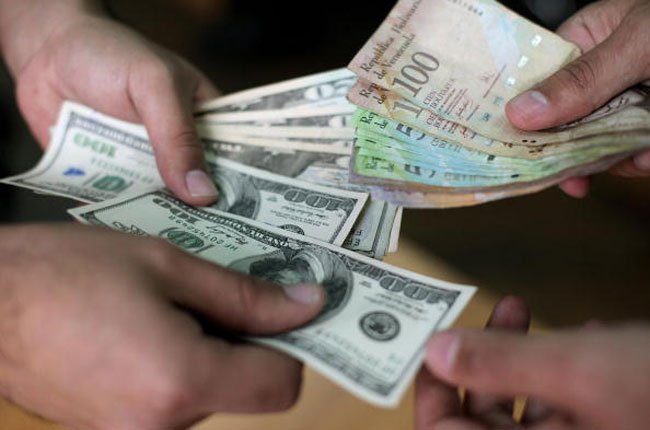 Venezuela: Lạm phát 56,2%