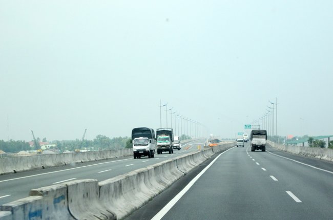 Thông xe 26km đường cao tốc từ Lào Cai về Hà Nội