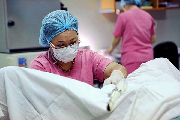 Mang thai hộ - chuyện không đơn giản