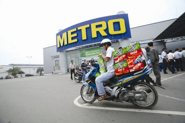 Mở cửa thị trường bán lẻ cho nước ngoài: Việt Nam đã cam kết những gì?