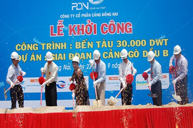 Xây bến tàu 30.000 tấn để vận chuyển bauxite