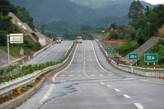 Ký hợp đồng bán cổ phần dự án đường cao tốc Hà Nội- Hải Phòng