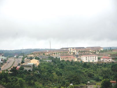 Chọn bauxite, thủy điện, cà phê và du lịch cho Tây Nguyên