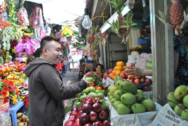 TPHCM: Chợ tết đìu hiu, giá tăng nhẹ