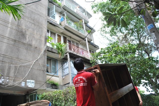 Chấp hành tốt việc di dời khi bị thu hồi đất sẽ được thưởng