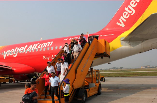 VietJet Air mở đường bay từ TPHCM đến Đồng Hới và Chu Lai