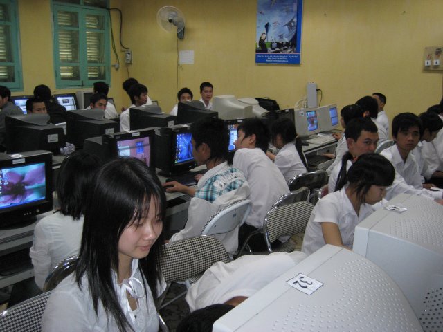 Tốc độ Internet Việt Nam xếp thứ 99 thế giới