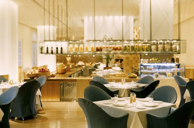 Các cửa hàng của Park Hyatt Saigon sẽ mở cửa lại từ 12-6