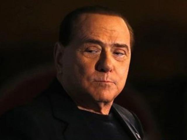 Cựu Thủ tướng Ý Berlusconi bị kết án 3 năm tù giam
