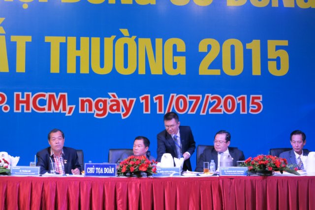 Cổ đông Sacombank thông qua việc sáp nhập với Southern Bank