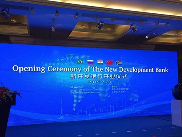 Ngân hàng phát triển mới của nhóm BRICS đi vào hoạt động
