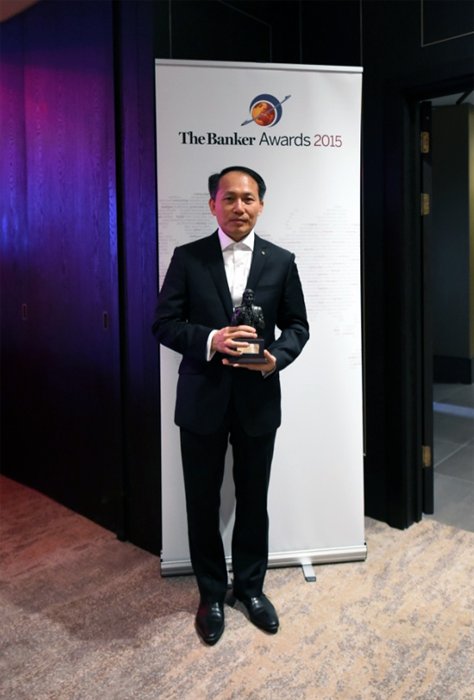 VIB giành giải “Bank of the Year 2015”