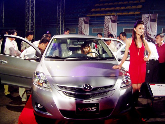 Toyota Việt Nam triệu hồi 3.800 xe Vios vì lỗi túi khí