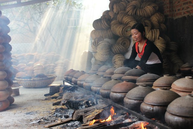 Cá kho làng Vũ Đại hút khách Sài Gòn Cá kho làng Vũ Đại hút khách Sài Gòn