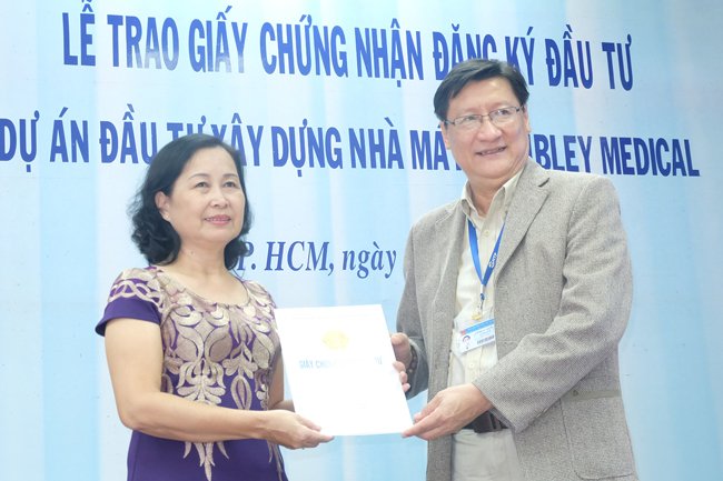 Việt Nam sắp có nhà máy sản xuất kim luồn tĩnh mạch