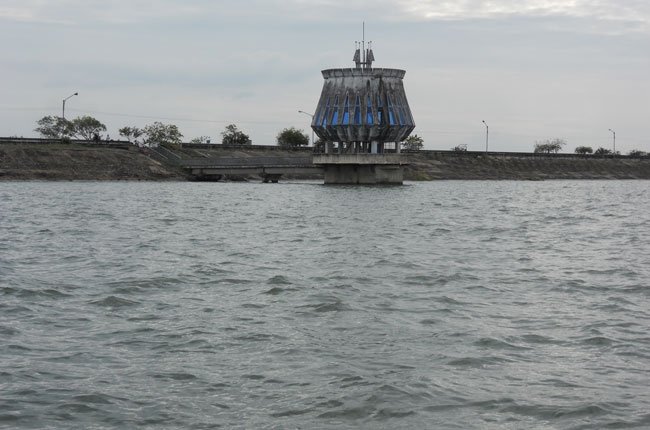 Hồ Dầu Tiếng xả nước đẩy mặn “cứu” nhà máy nước sạch