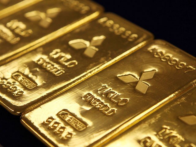 Đô la Mỹ mạnh kéo giá vàng xuống mức thấp nhất 1 tháng