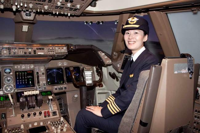 Hàng không châu Á gia tăng tuyển nữ phi công
