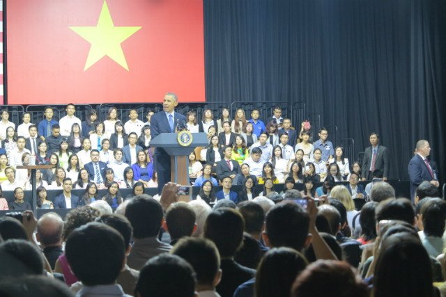 TT Obama: Tuổi trẻ cần có đam mê để thành công