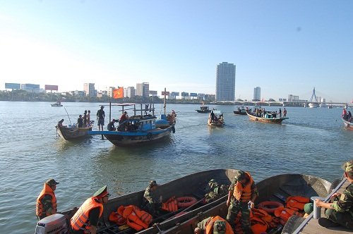 Đà Nẵng: tạm ngừng hoạt động du thuyền trên sông Hàn
