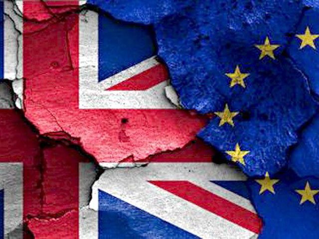 Thị trường ngoại hối nín thở chờ trưng cầu dân ý tại Anh