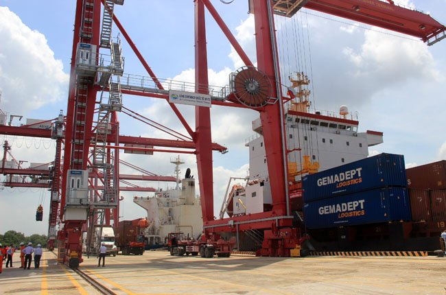 TPHCM khánh thành cảng container quốc tế 200 triệu đô la Mỹ