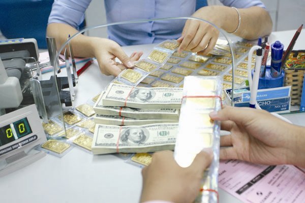 Fed giữ nguyên lãi suất, tỷ giá quay đầu giảm