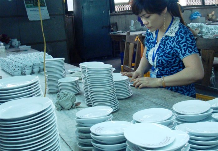 Ngành hàng tiêu dùng: lương 100 triệu đồng, vẫn thiếu người