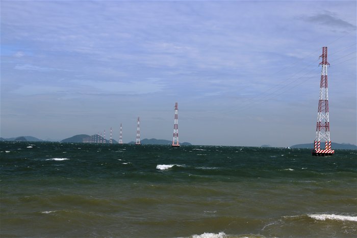 Xã đảo Hòn Nghệ có điện lưới quốc gia