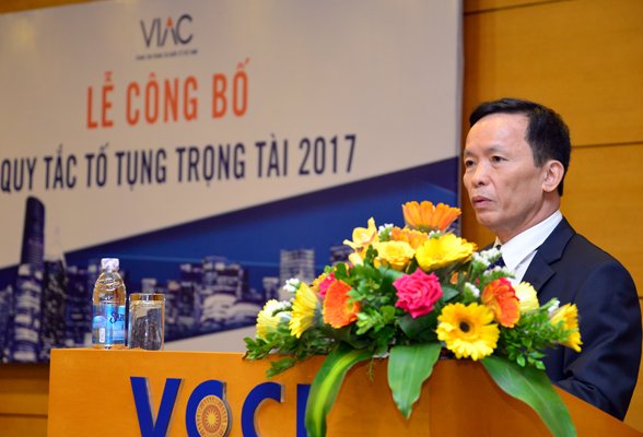 Chủ tịch VIAC: 