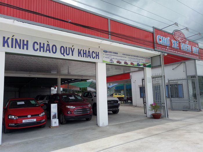 Thăm chợ xe kiểu Mỹ 
