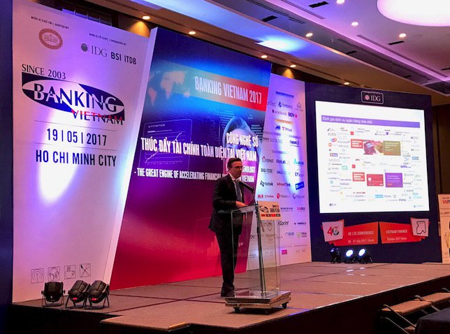 Banking Việt Nam 2017: Ngân hàng số đang trên đà tăng tốc