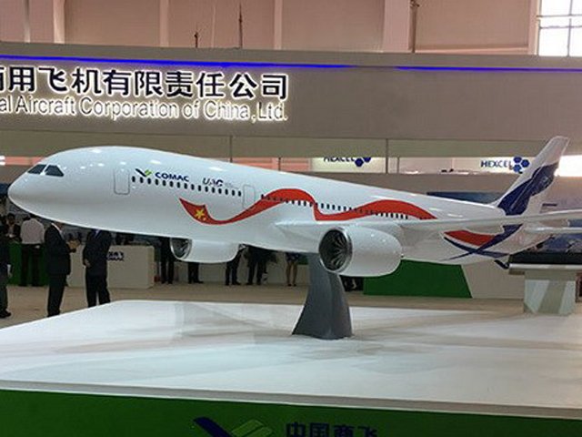 Nga-Trung lập liên doanh chế tạo máy bay cạnh tranh với Airbus, Boeing