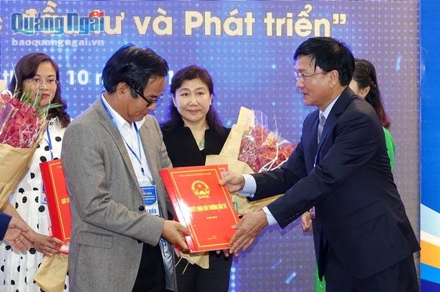 14 dự án cam kết đầu tư 9.000 tỉ đồng vào Quảng Ngãi