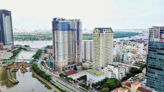 Giới tài chính đầu tư gì vào cuối năm?