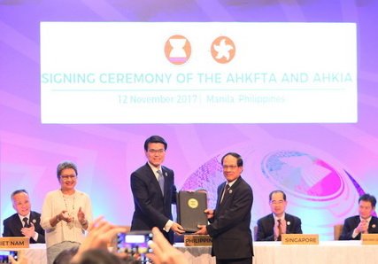 ASEAN ký kết hiệp định tự do thương mại với Hồng Kông