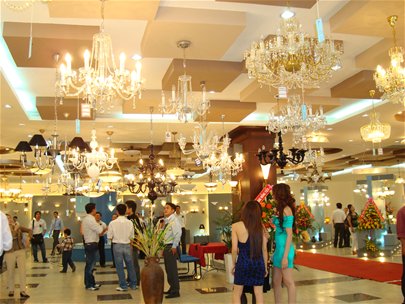 Khai trương siêu thị đèn trang trí lớn nhất - Tạp chí Kinh tế Sài Gòn