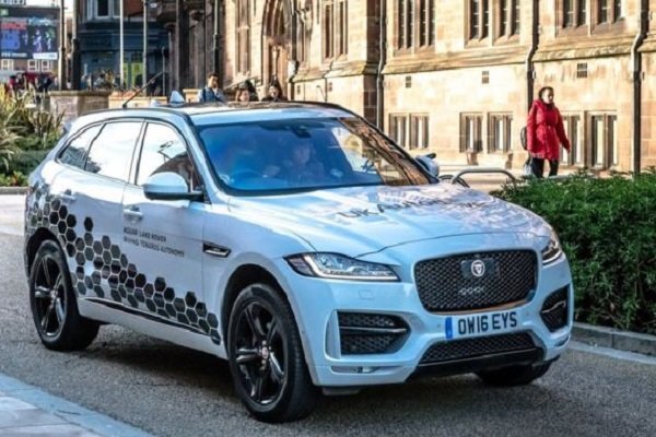 Jaguar Land Rover thử nghiệm xe tự lái