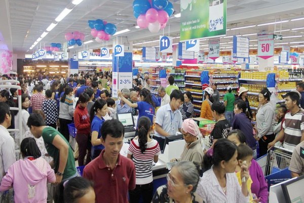 Siêu thị Co.opmart chuẩn bị tổ chức Black Friday