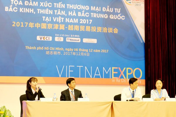 DN đồ gỗ Trung Quốc dịch chuyển sang Việt Nam