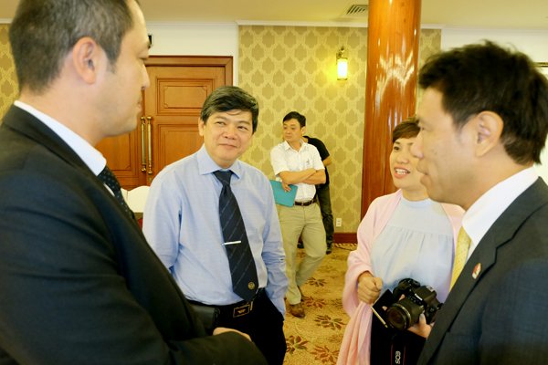 Không áp chung 