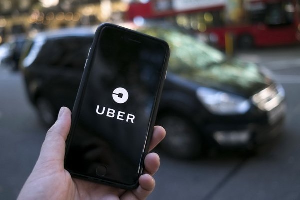 Tài xế đánh người tiền cứ thế bay và bài học của Uber Grab