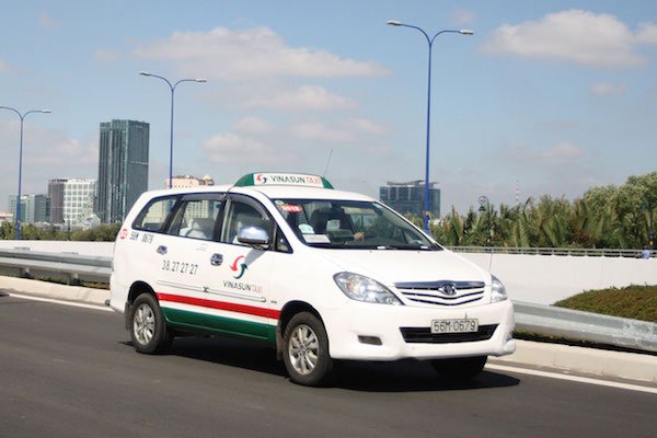 Taxi không cần phải sơn logo nhận diện thương hiệu