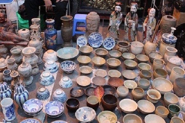 Điều kiện kinh doanh mới: Mua bán cổ vật phải có bằng đại học