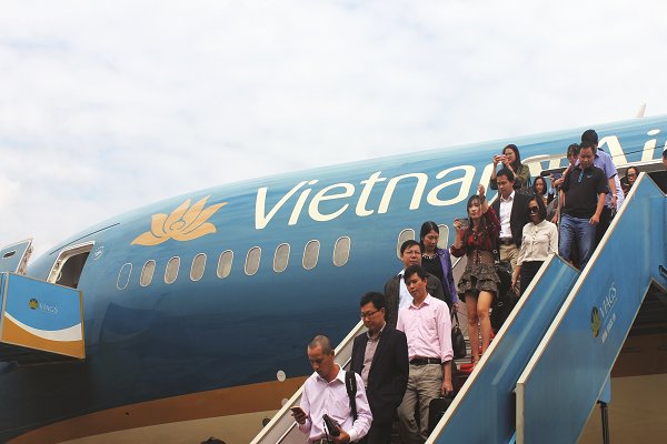 Chọn phương tiện phù hợp về quê ăn tết