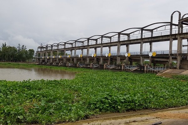 Những hệ lụy từ việc chặn dòng sông Ba Lai